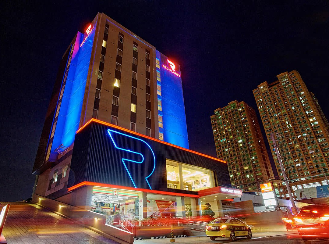 马尼拉红色星球阿莫索罗酒店