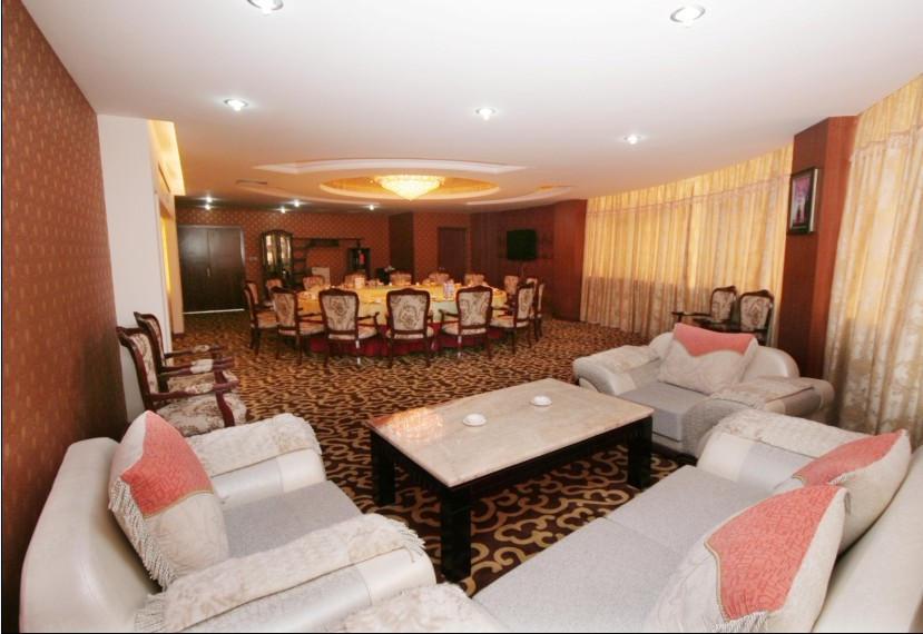 在水一方大酒店 主图