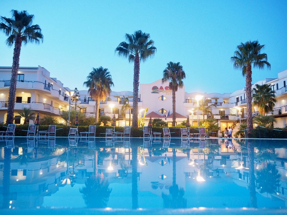 Oasiclub Hotel-官方