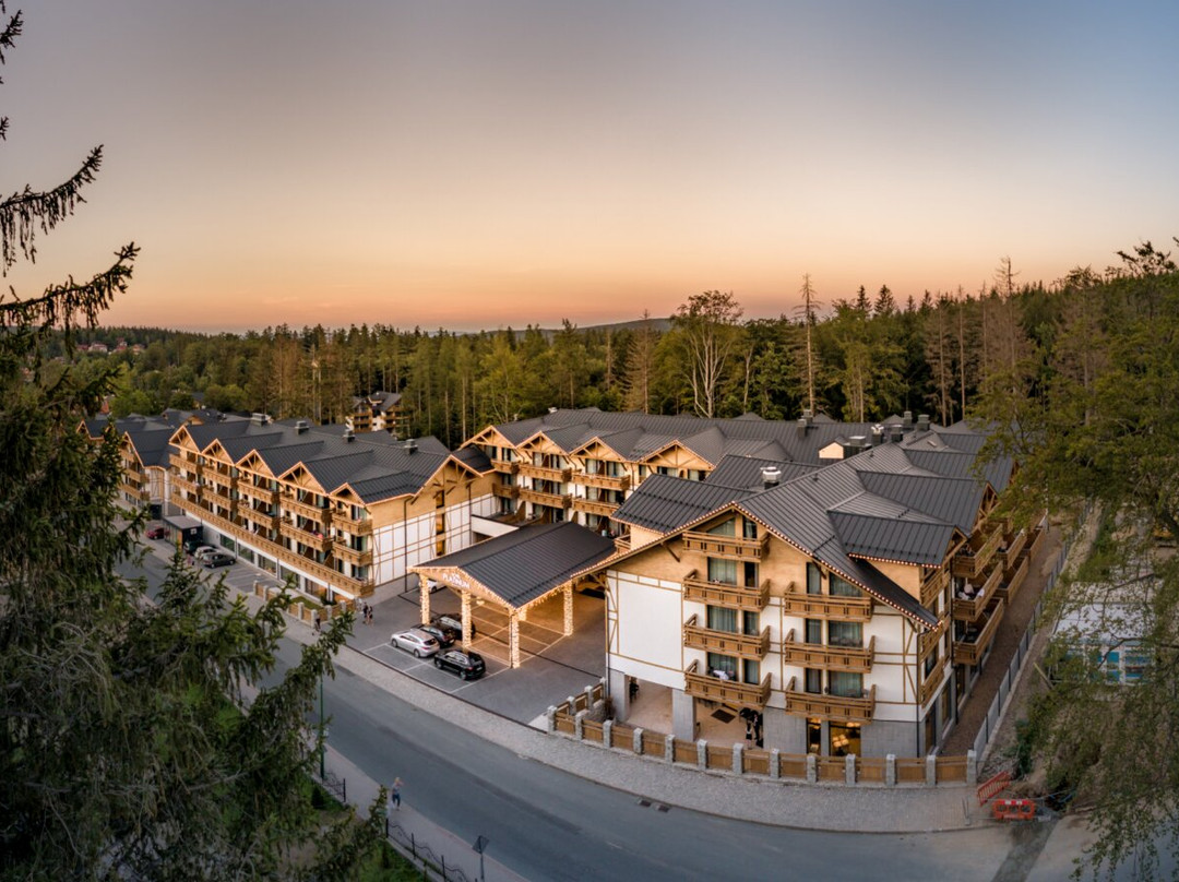 斯克拉斯卡波伦巴酒店住宿-Platinum Mountain Hotel & Spa