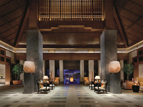 冲绳岛丽思卡尔顿酒店主图