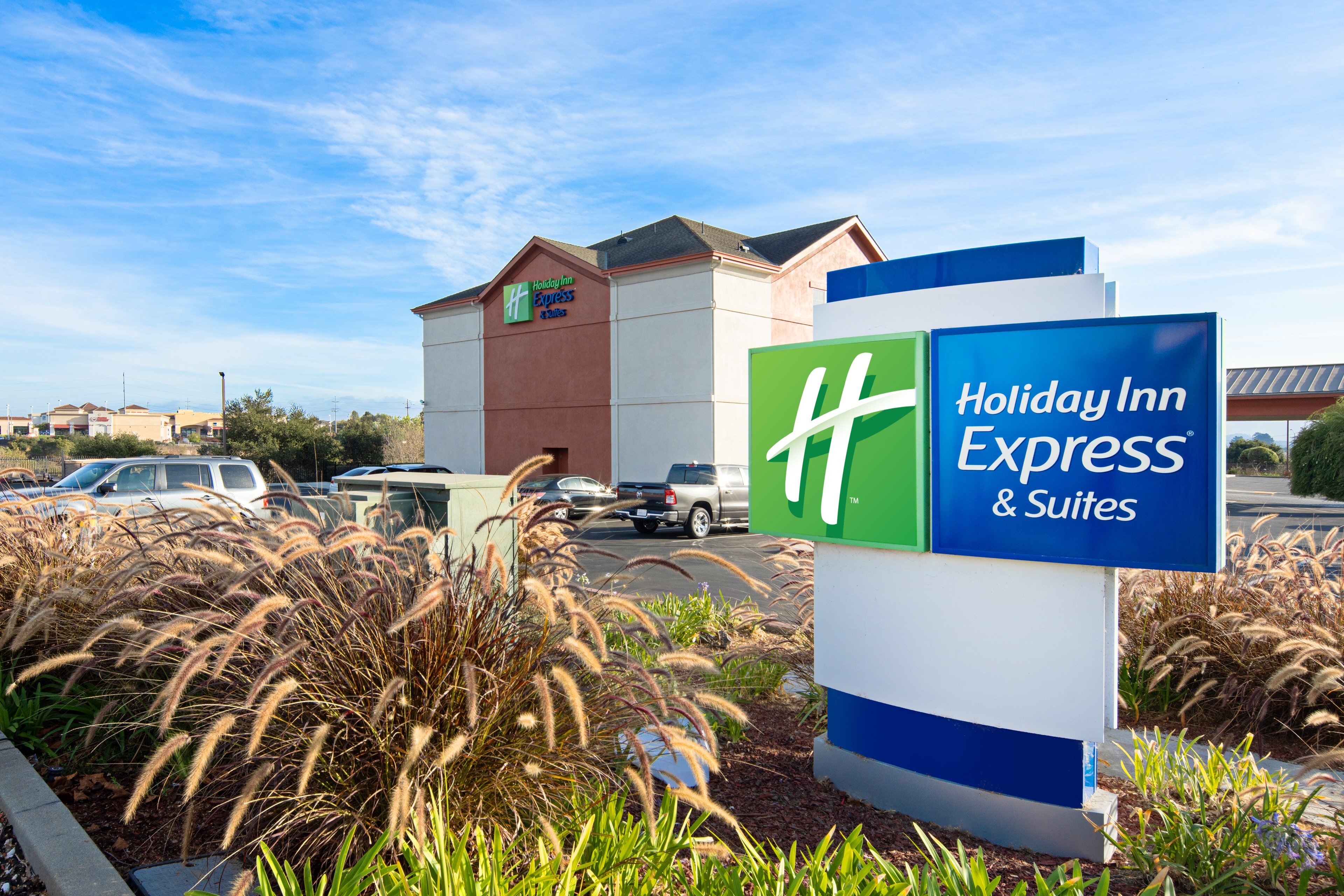Holiday Inn Express & Suites Watsonville By IHG-官方