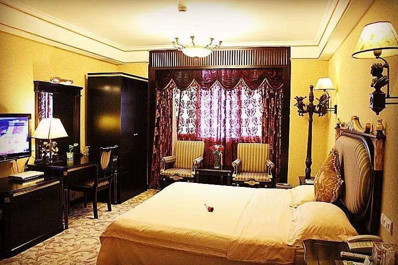 三峡风大酒店主图