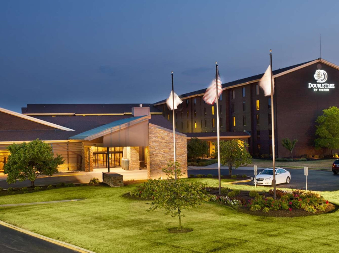 Doubletree By Hilton Collinsville - St. Louis主图