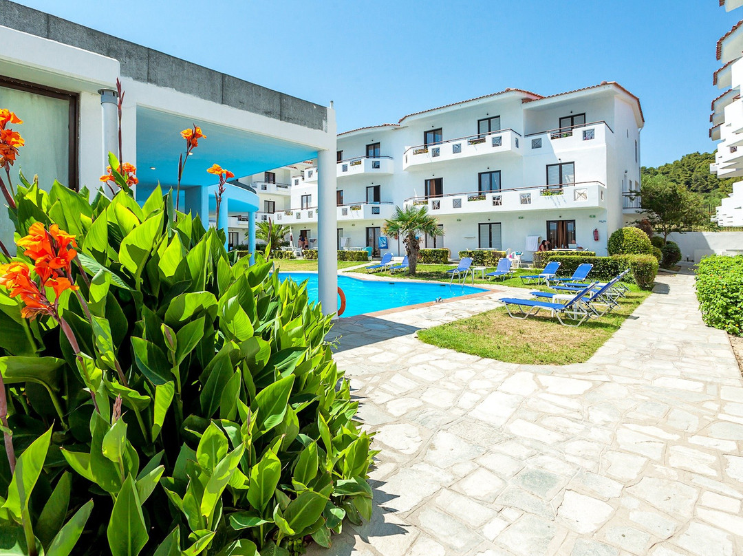 Possidi酒店住宿-Xenios Dolphin Beach Hotel