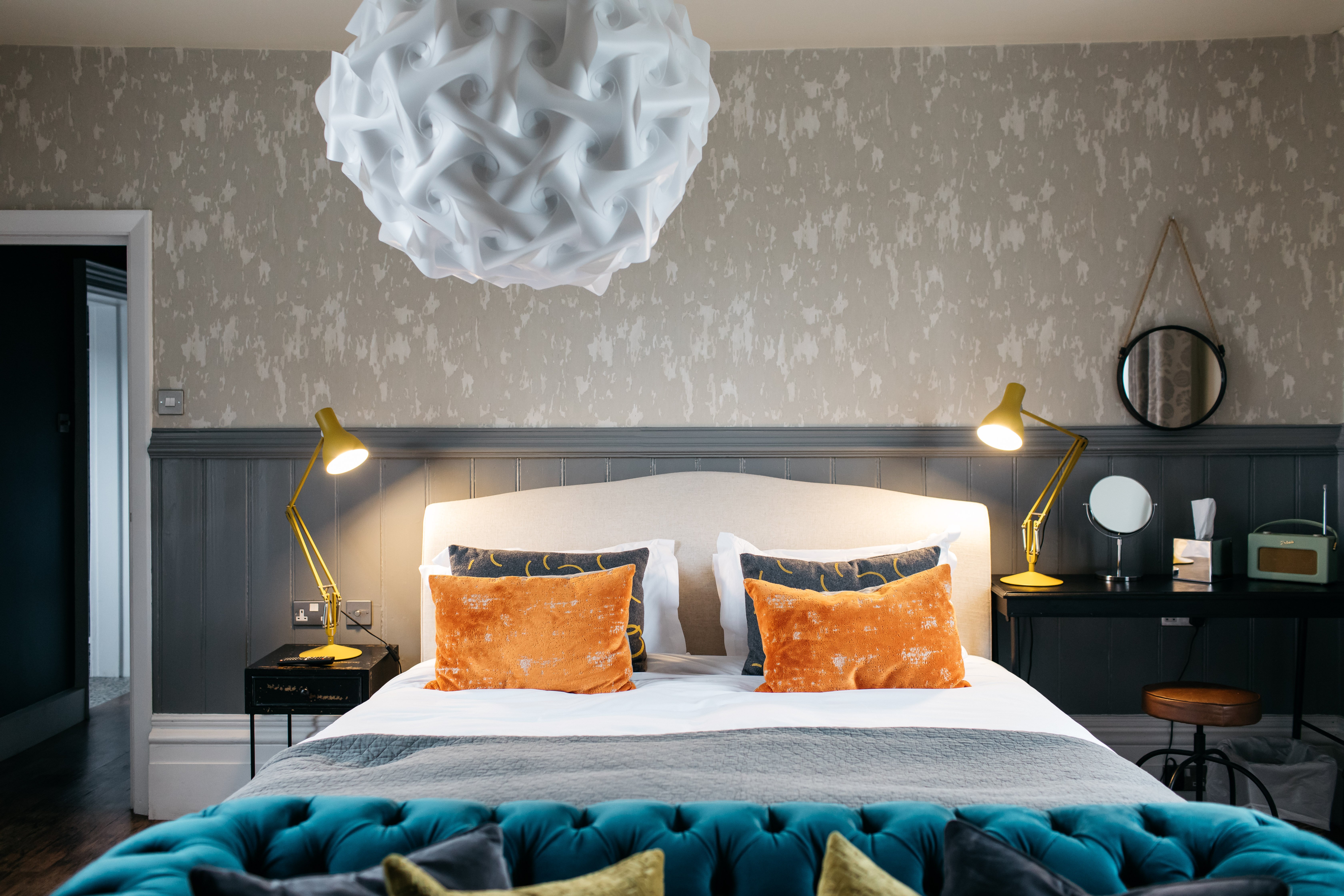The Bull Hotel-官方