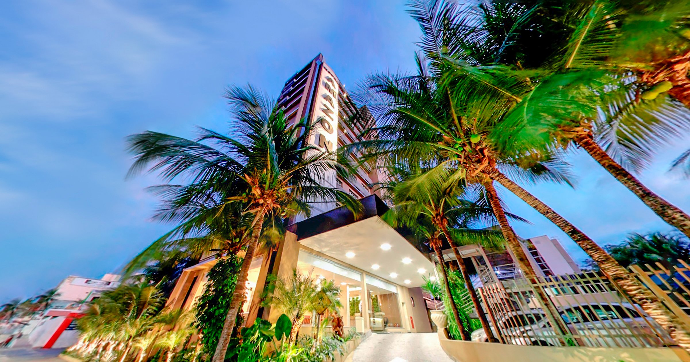 Amazon Plaza Hotel-官方