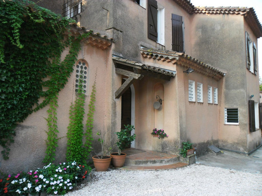 Carqueiranne酒店住宿-L'Aumonerie