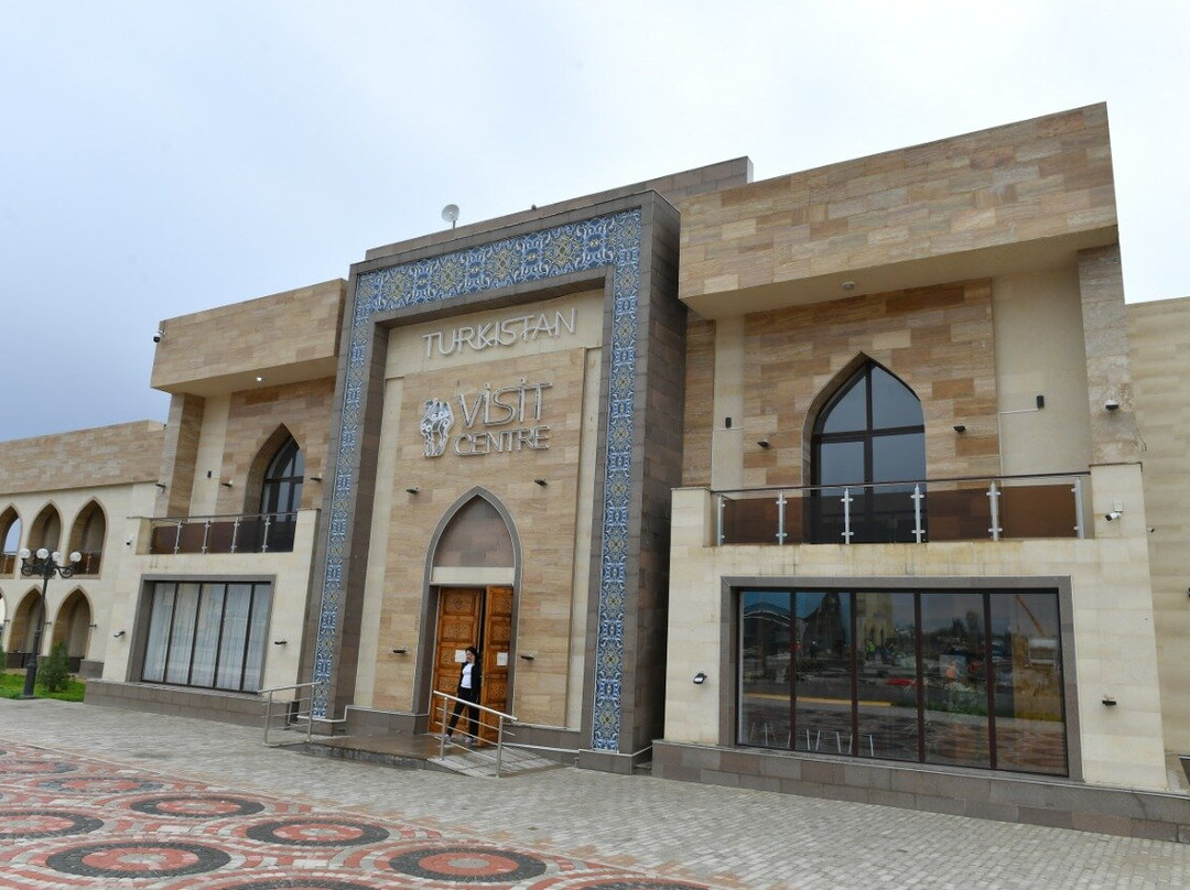 Visit Turkistan: tourist center-Turkistan必去景点