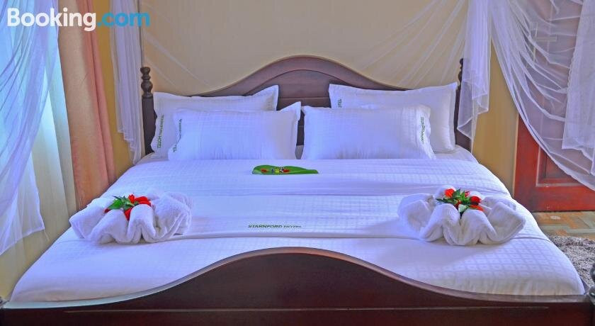 Starnford Hotel Fortportal