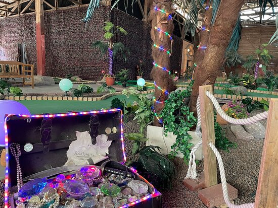 Funtasia Adventure Minigolf景点图片