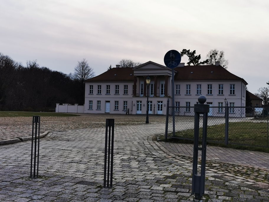 Schloss Neustrelitz景点图片