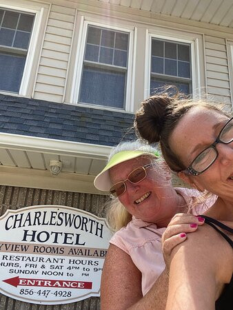 Charlesworth Hotel主图