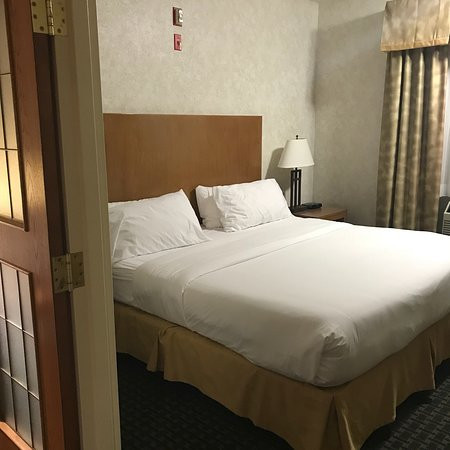 Wingate by Wyndham Lethbridge主图