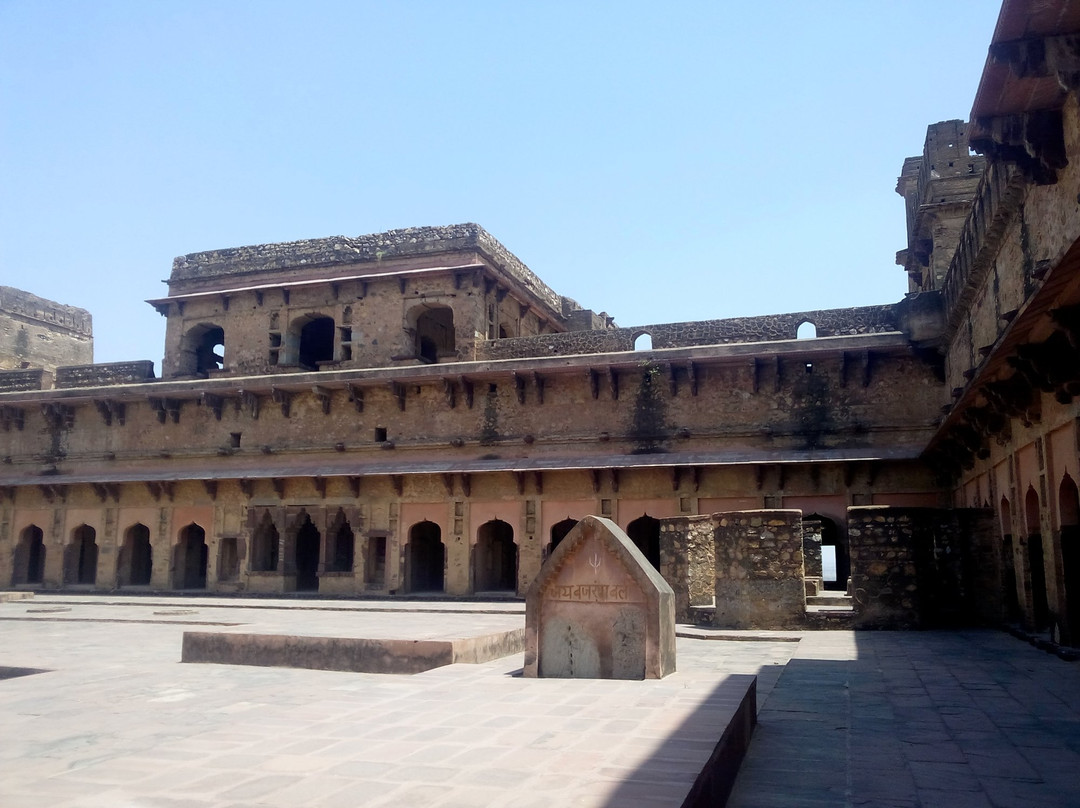Garhkundar Fort景点图片
