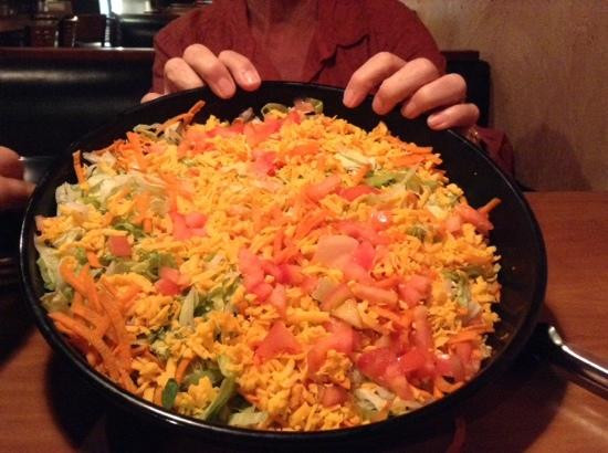 Robinson餐馆和美食-Monicals