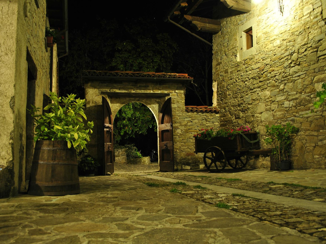 Montecreto旅游攻略图片