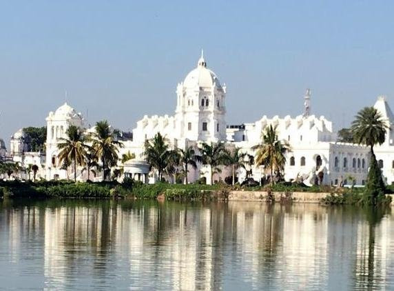 Ujjayanta Palace景点图片