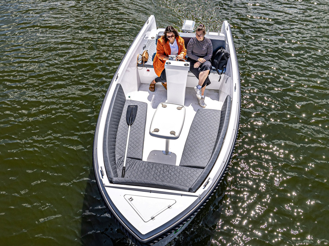 BoatNow Rostock Elektroboote景点图片