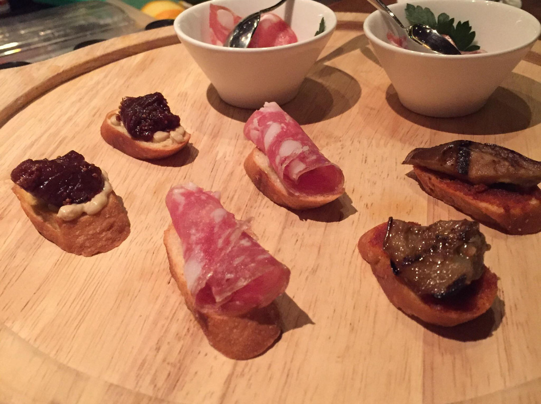 麦卡伦威士忌酒吧和酒廊