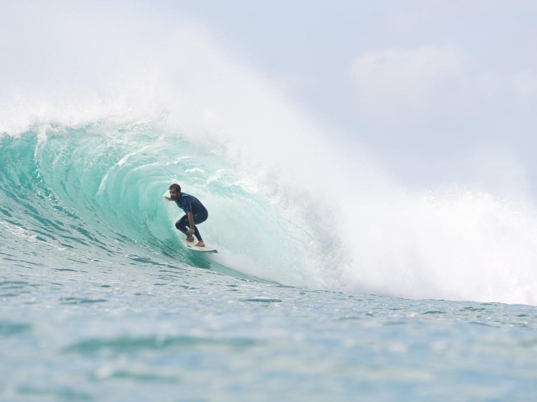 Lanzasurf Surf School & Yoga Camp景点图片