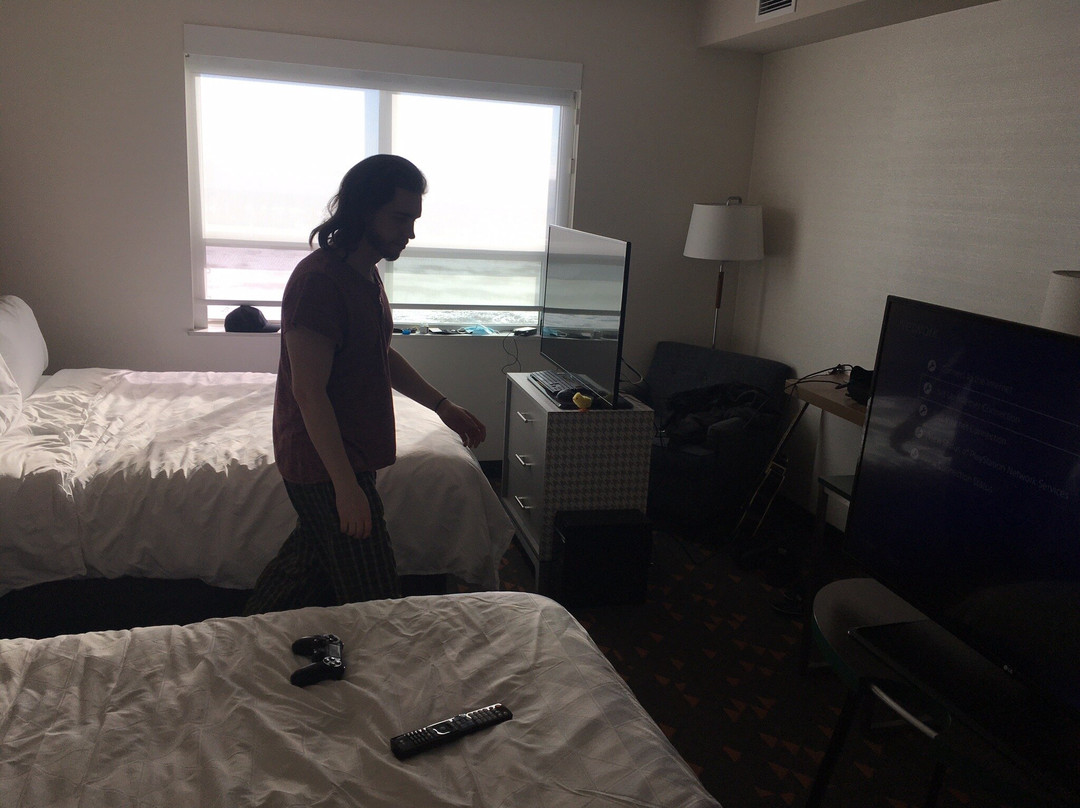 Holiday Inn & Suites Calgary Airport North By IHG主图