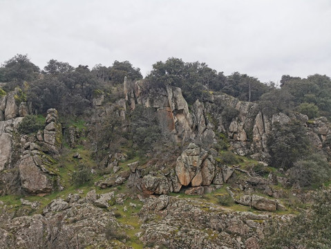 Puente de la Alcanzorla-Galapagar必去景点