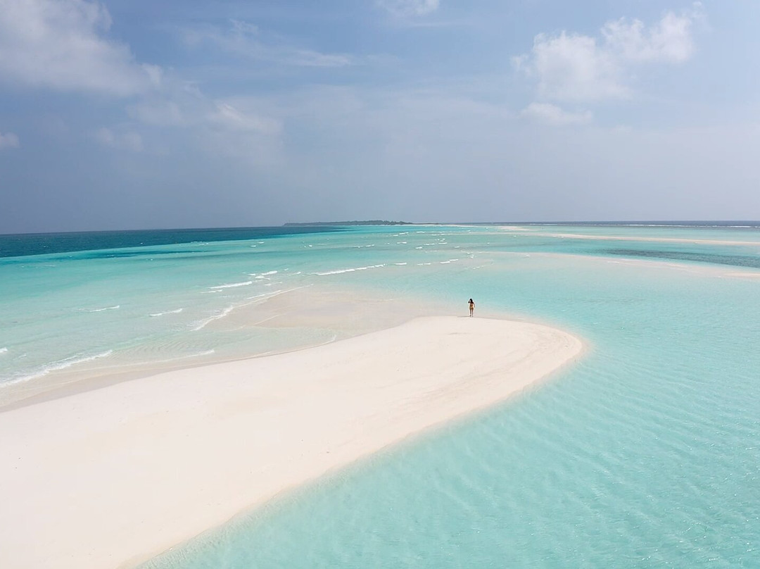 Islandii.com-胡鲁马累必去景点