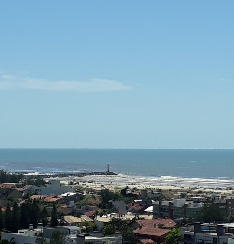 Molhes Beach-Torres必去景点