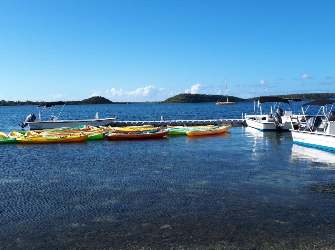 艾伦湾旅馆主图
