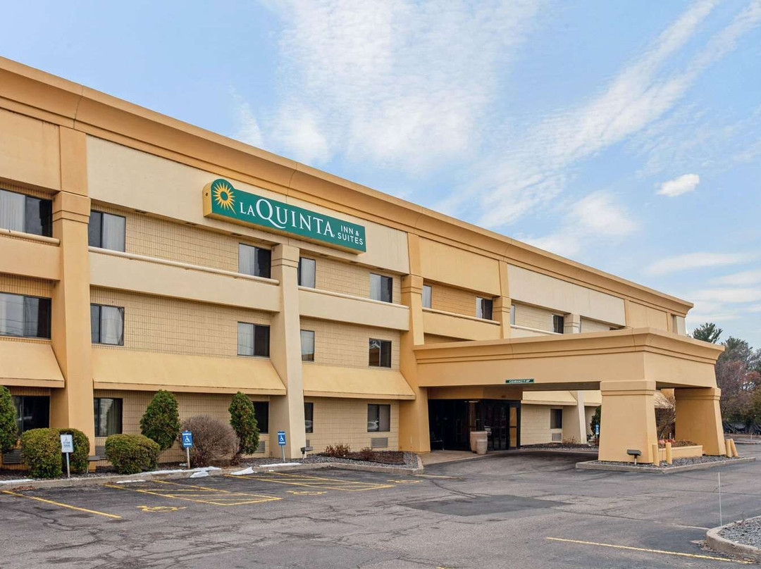 La Quinta Inn & Suites by Wyndham Stevens Point主图