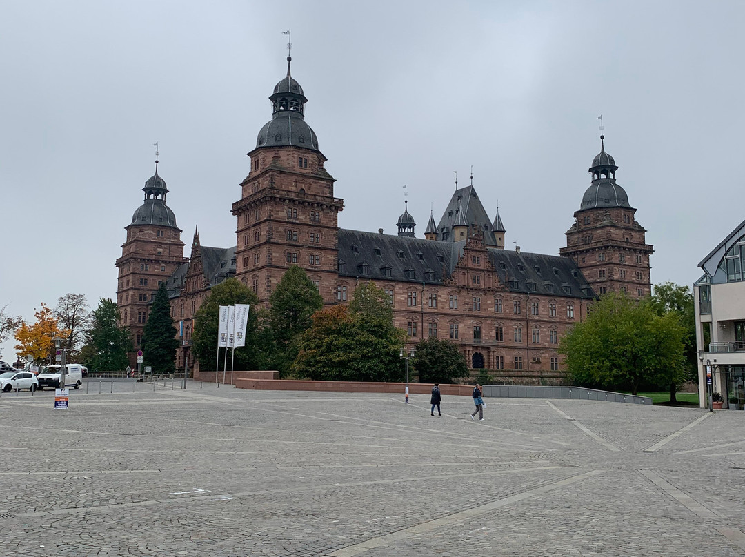 Schloss Johannisburg mit Schlossanlagen景点图片