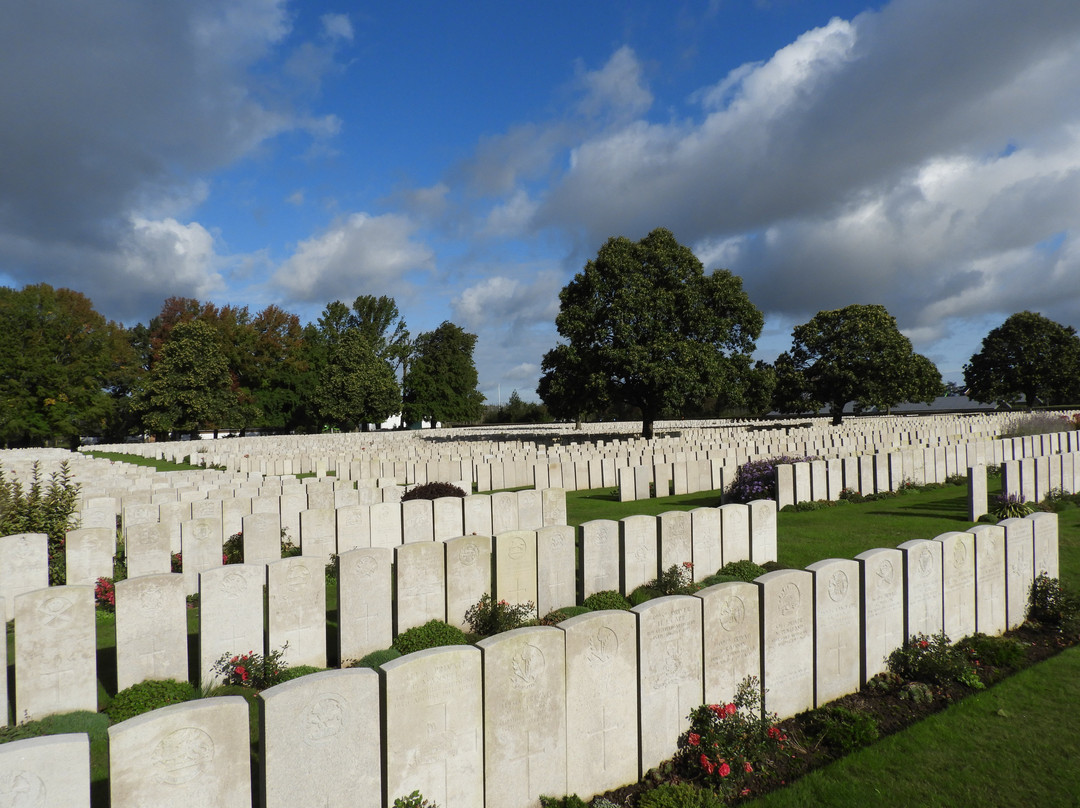 Lijssenthoek Military Cemetery-波佩林格必去景点