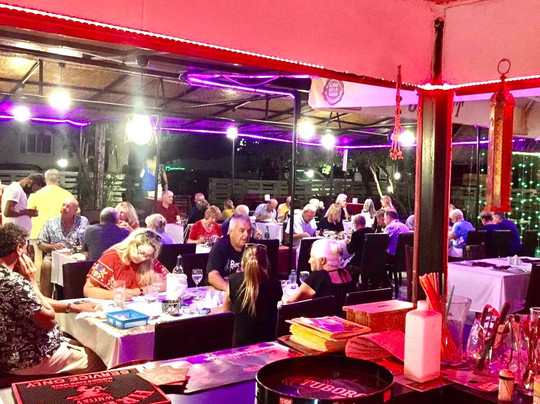 别墅俱乐部酒店主图