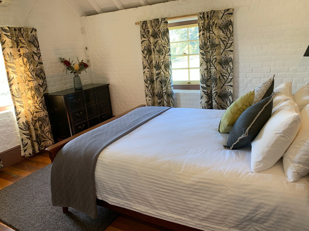 The Barracks Tocal主图