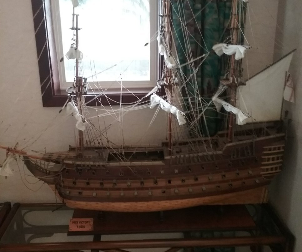 海洋海岸旅馆&套房酒店主图