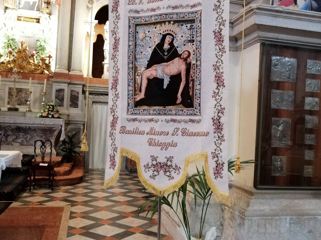 Chiesa di San Giacomo-基奥贾必去景点