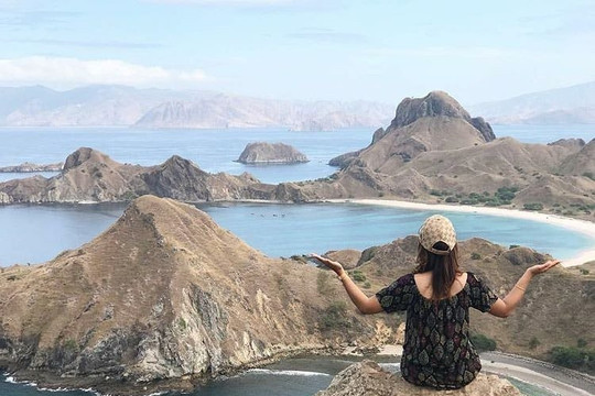 Akhiera Tours-科莫多必去景点