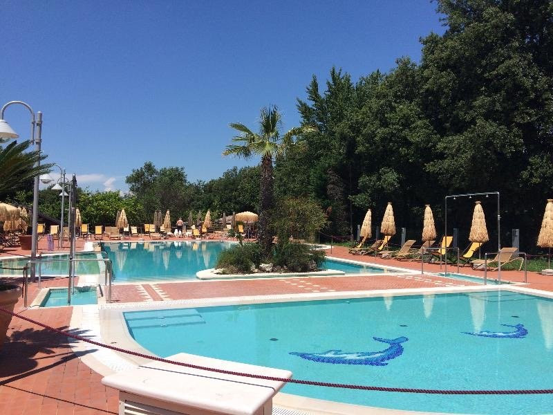 蒙特斯皮娜公园酒店主图