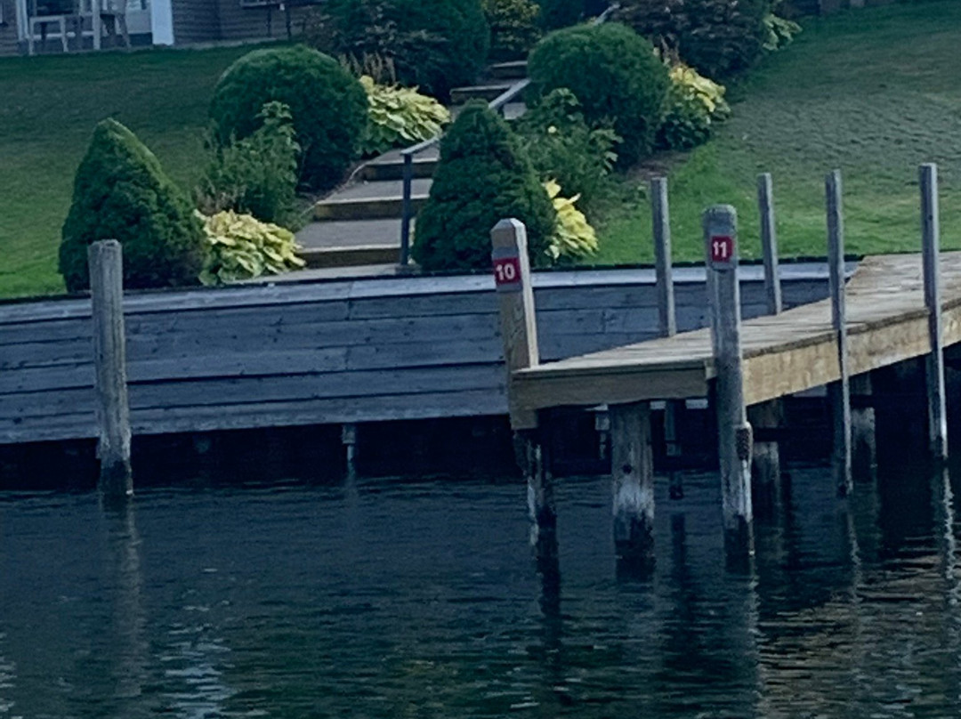 Fleewood Inn & Suites主图