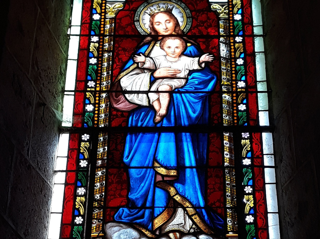 Eglise Saint-Croix de Veauce-Veauce必去景点