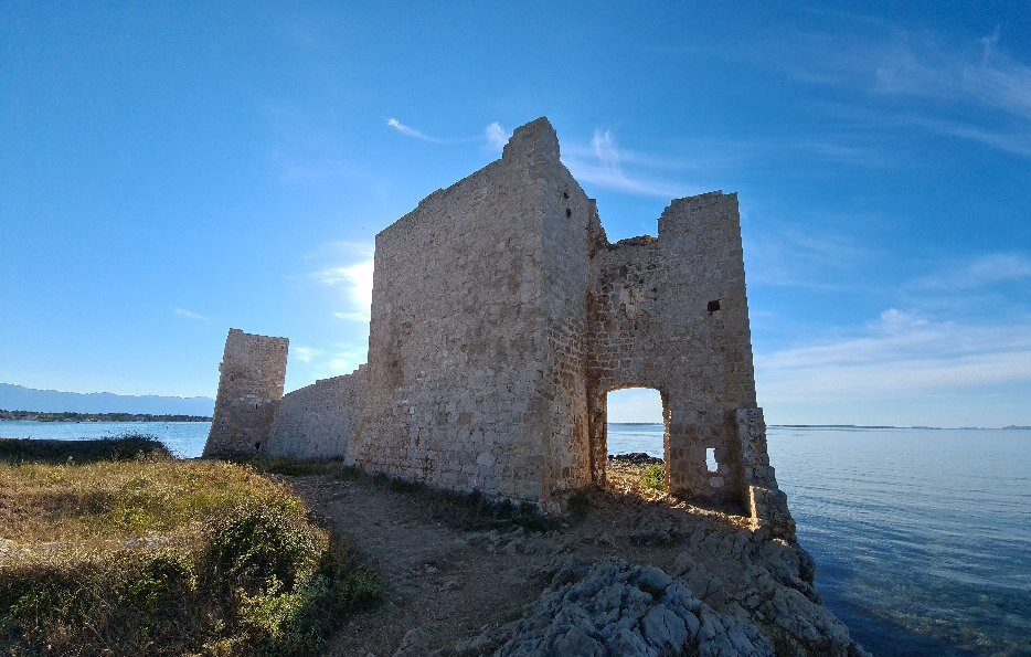 Kastelina Castle景点图片