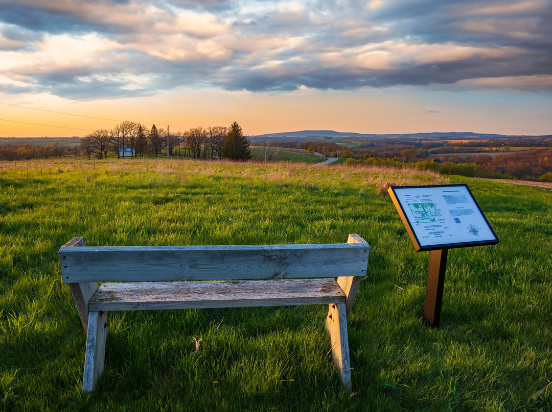 Town of Perry Hauge Historic District Park-Mount Horeb必去景点