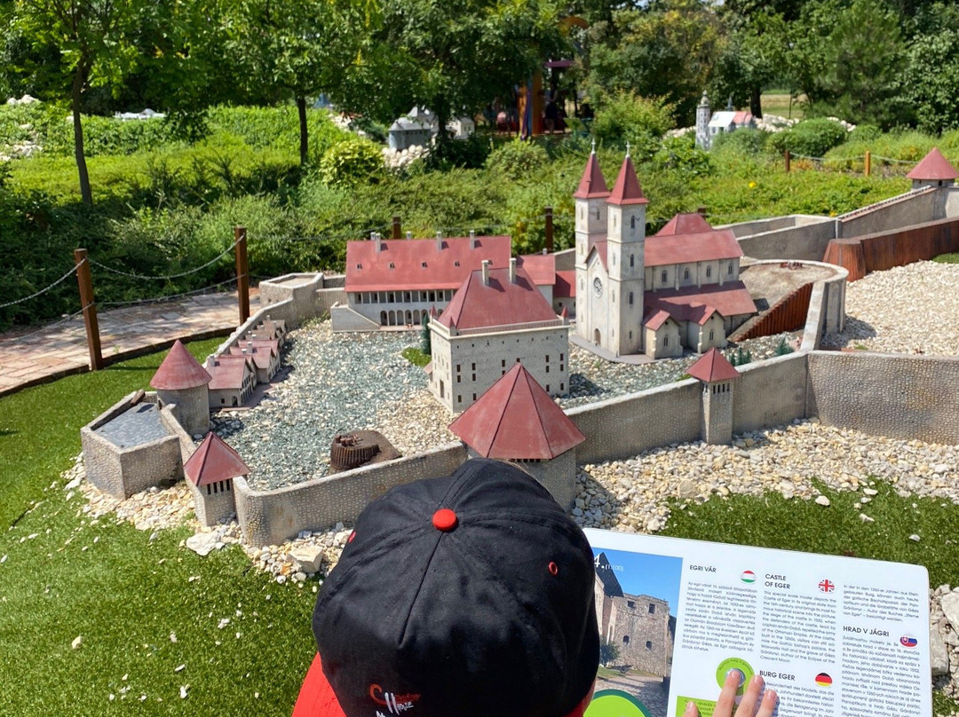 Szarvas Botanical Garden景点图片