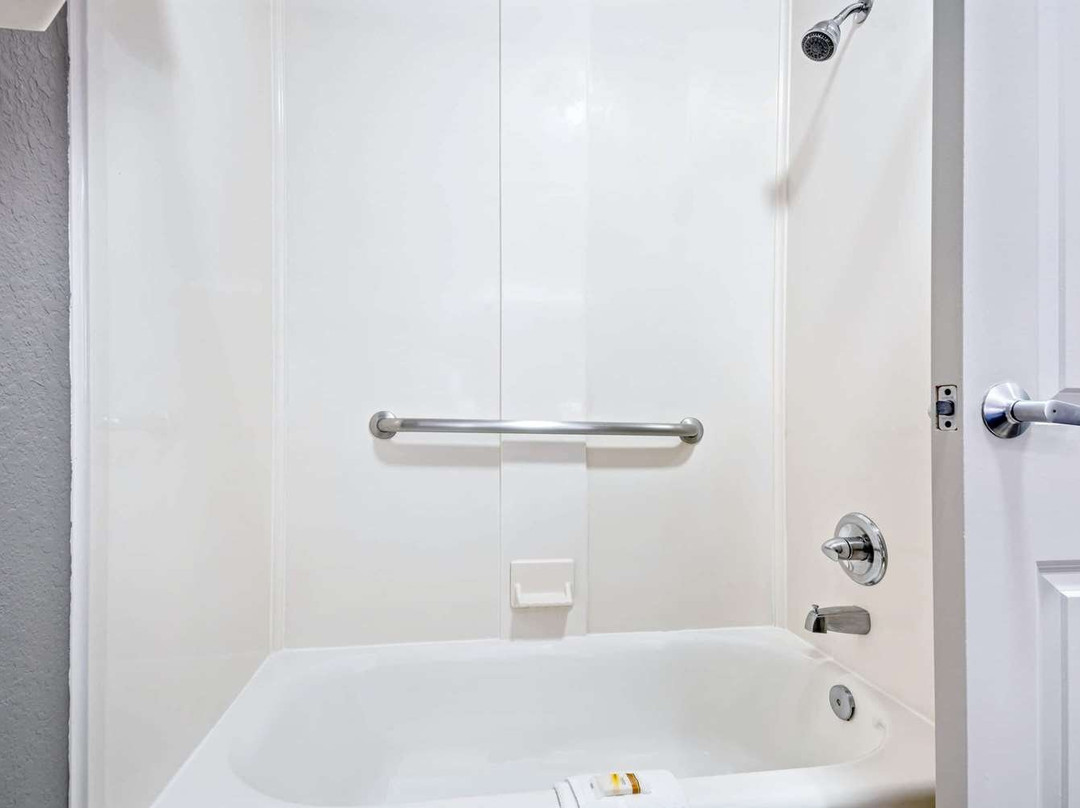 La Quinta Inn & Suites by Wyndham Conroe主图