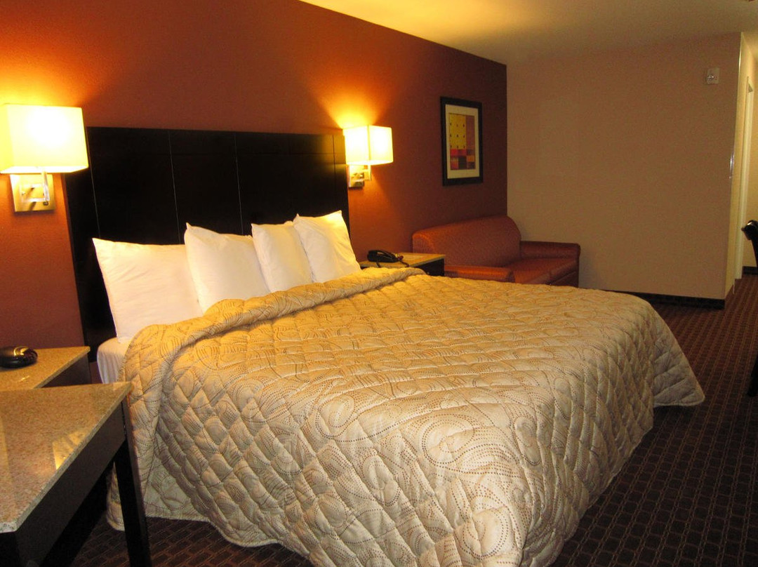 Red Carpet Inn and Suites Monmouth JCT主图