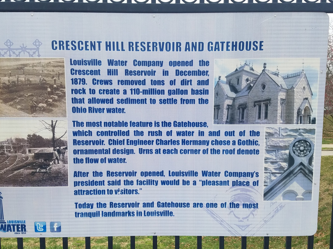 Crescent Hill Reservoir景点图片