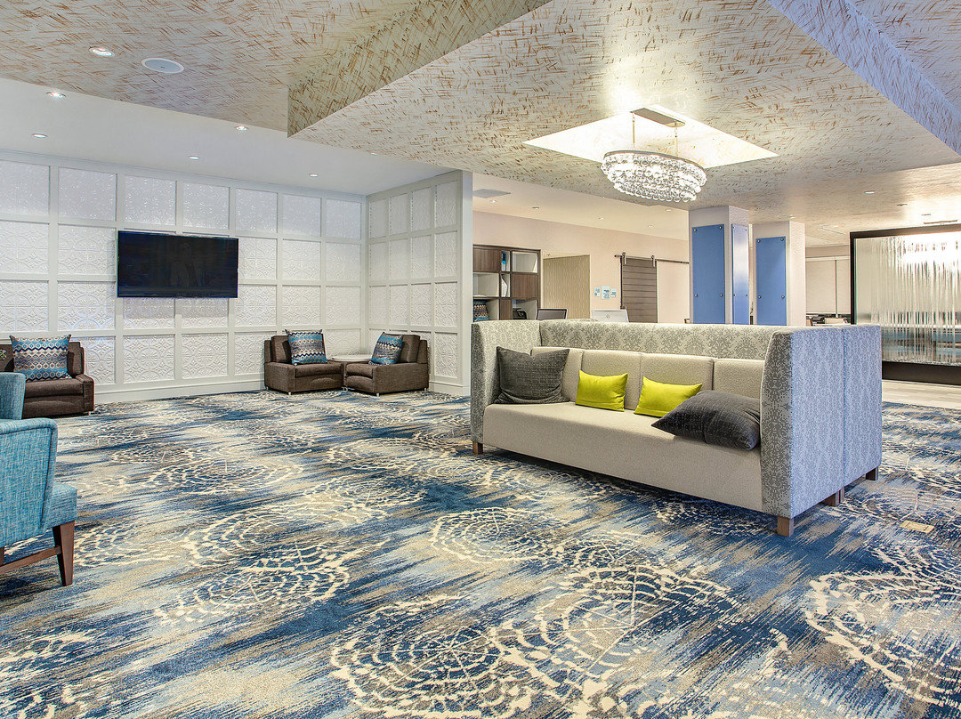Holiday Inn Express & Suites Covington By IHG主图