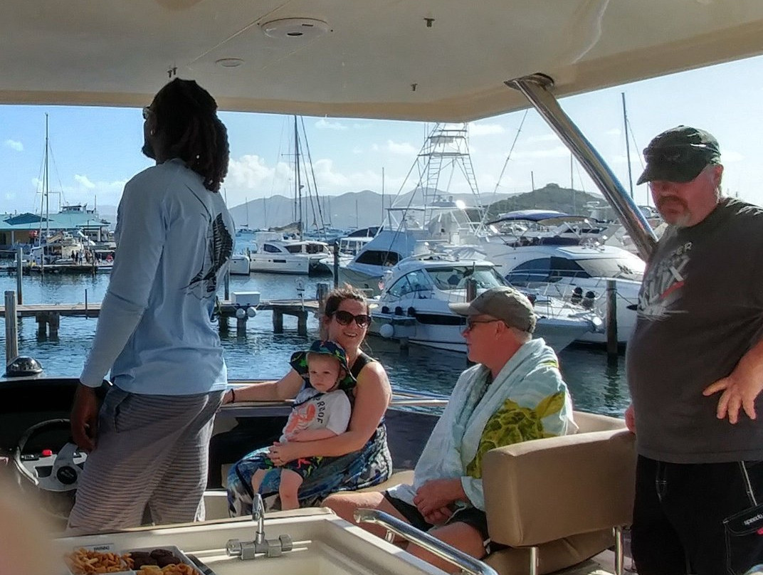 Charter St Thomas-Red Hook必去景点