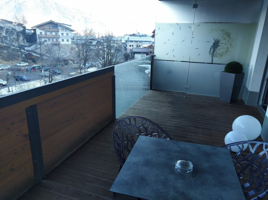 LEDERER's LIVING主图